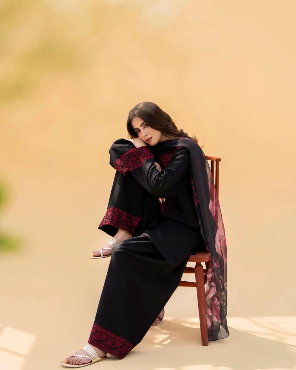 ZAROON EID 3PC ( FARSHI SHALWAR ) - Desi Rang