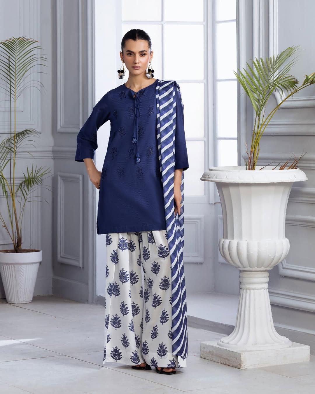 BLUE BLOOM 3PC - Desi Rang